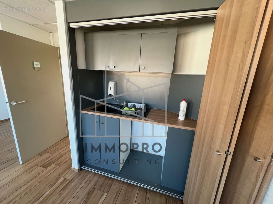 A vendre / local commercial 174m2 / deville les rouen - rouen ouest - photo 4