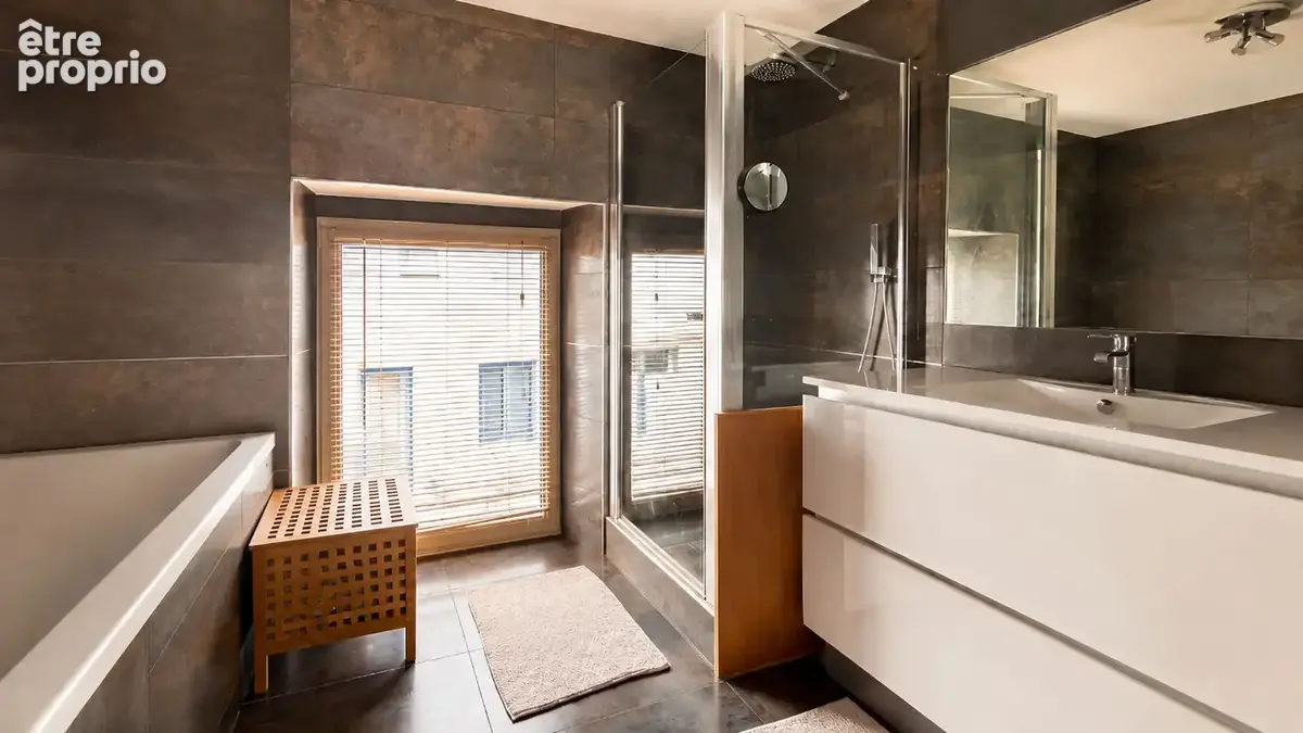 A vendre - agence giboire - maison 180m² habitables - 5 chambres bureau - piscine et garage double - rennes saint-helier - photo 4