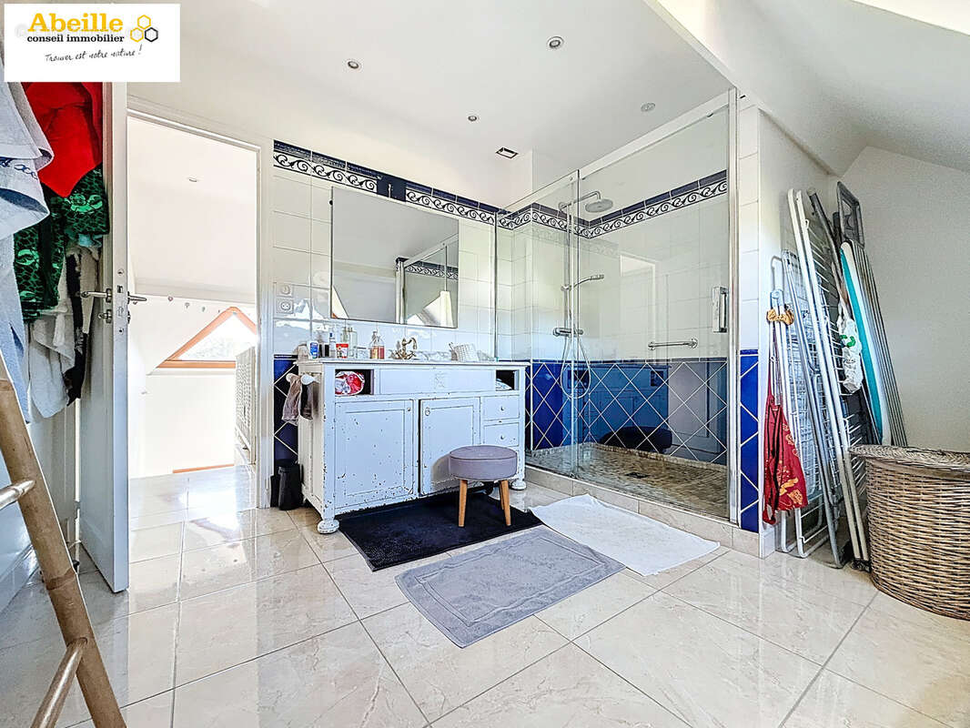 Maison à SAINT-CHERON