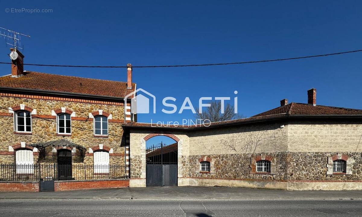 Photo 1 - Maison à EPOYE