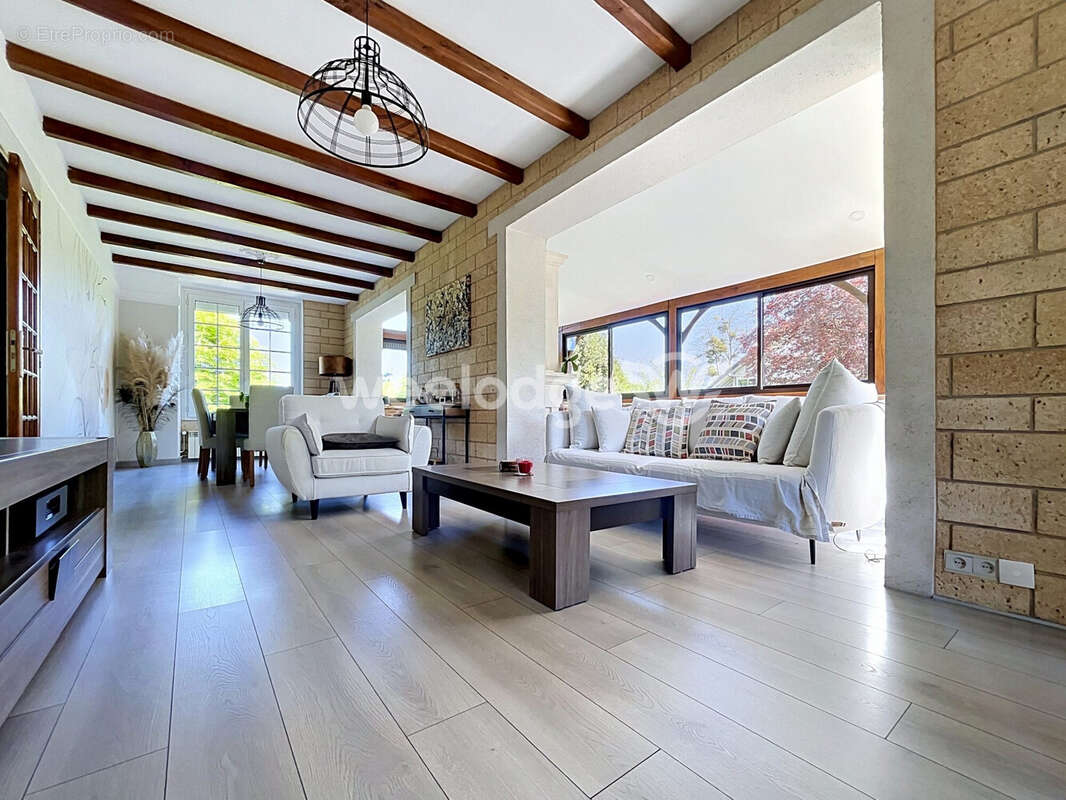 Maison 184 m² à Vaureal  - photo 3