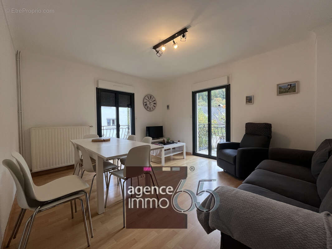 Maison à LUZ-SAINT-SAUVEUR