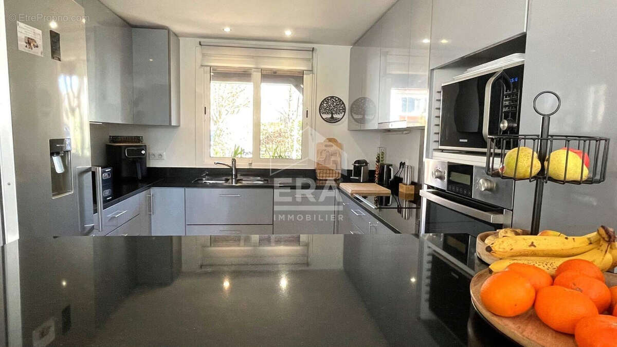Maison à PONTAULT-COMBAULT