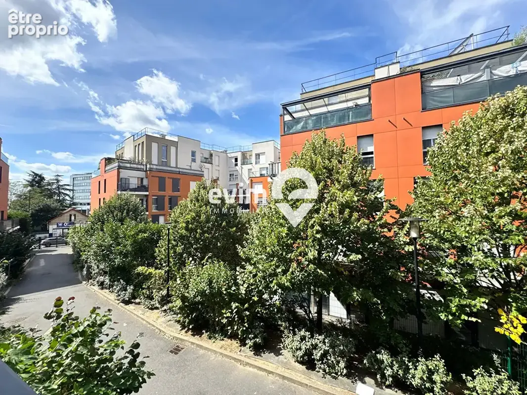 Superbe F3 lumineux avec balcon idéal premier achat ou investissement - photo 1