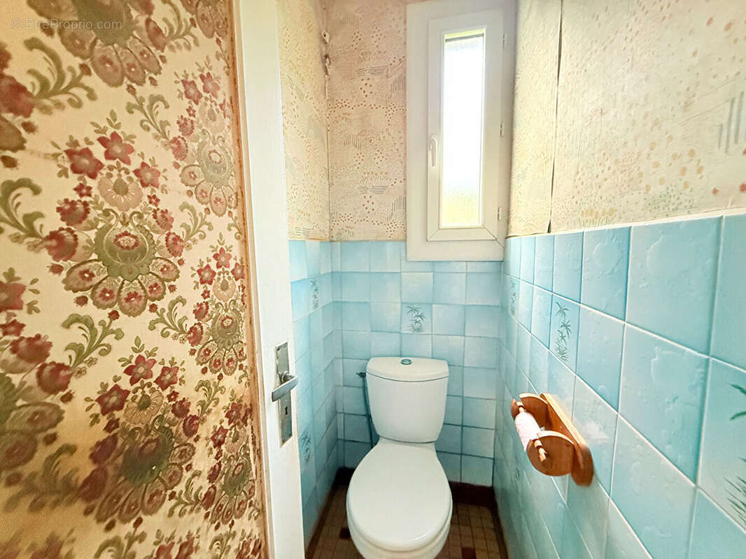 Maison à rénover 5 pièce(s) de 78 m² à Pradines - photo 12