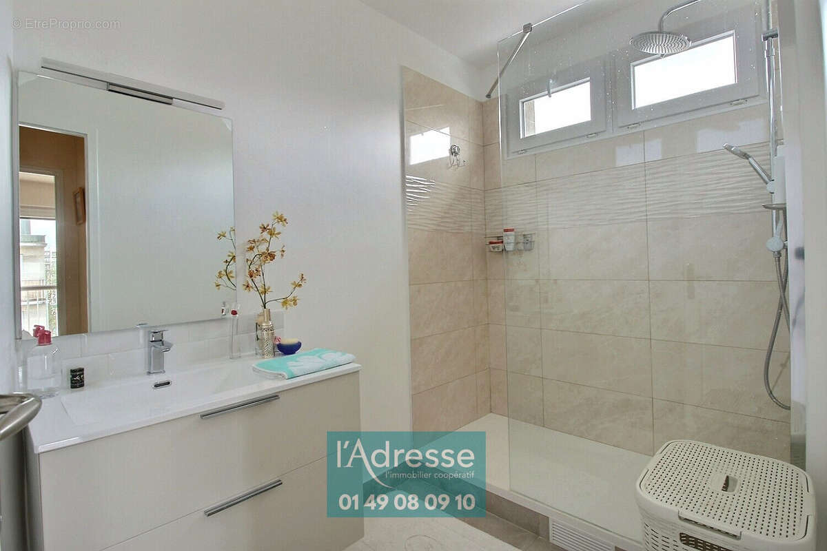 Appartement à L'HAY-LES-ROSES