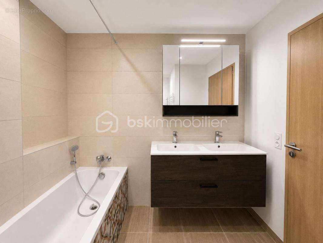 Carré de l’Habitat récent (2023) – Vendu loué – Investissement locatif clé en main - photo 9