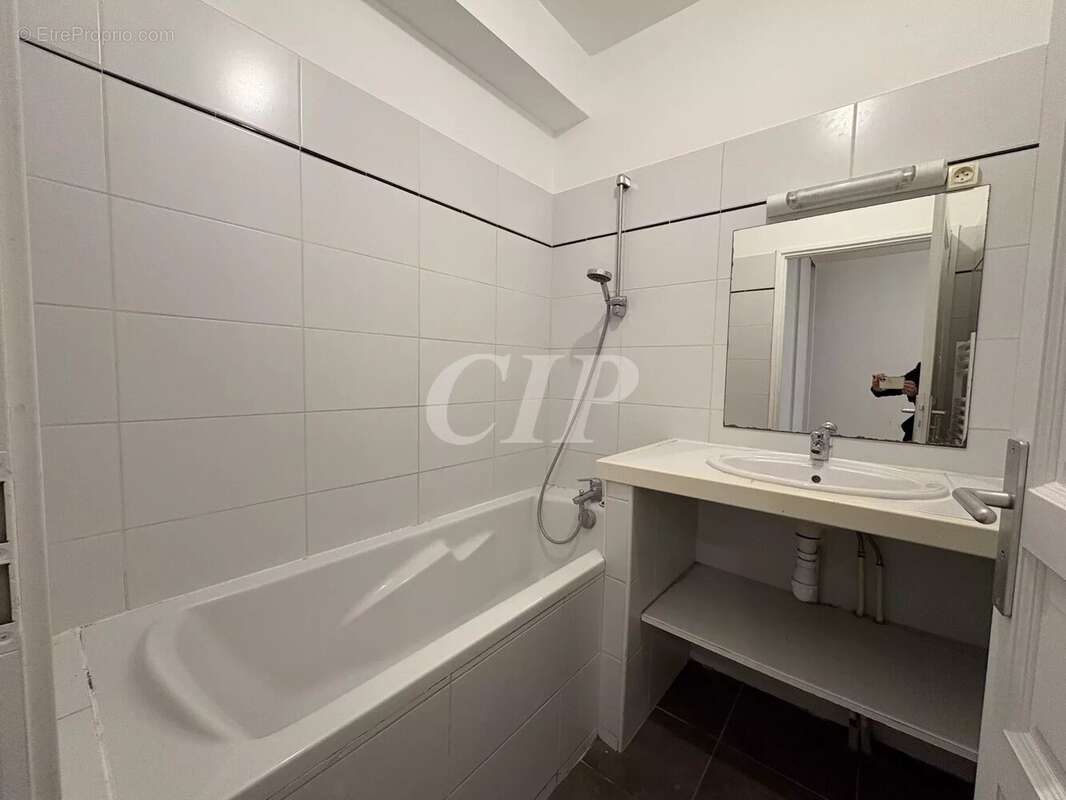 Appartement à MARSEILLE-7E