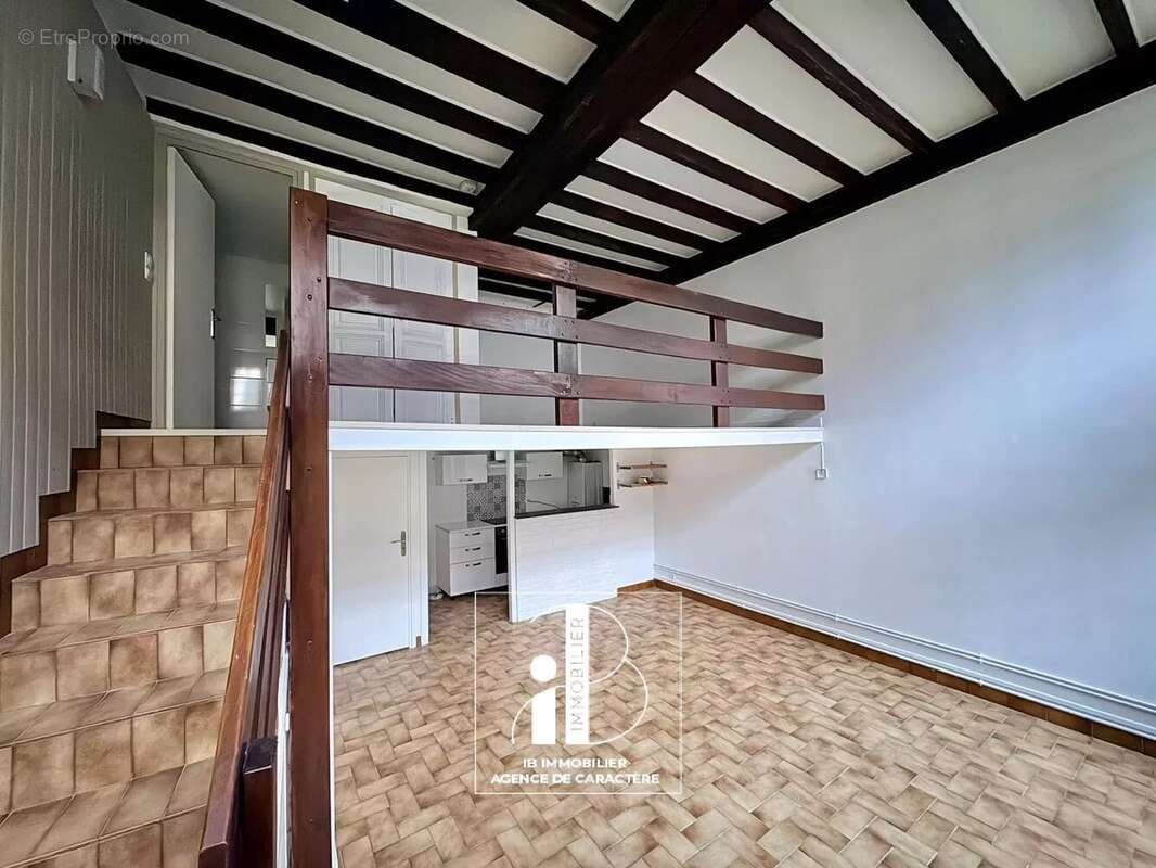 Appartement à FONTAINEBLEAU