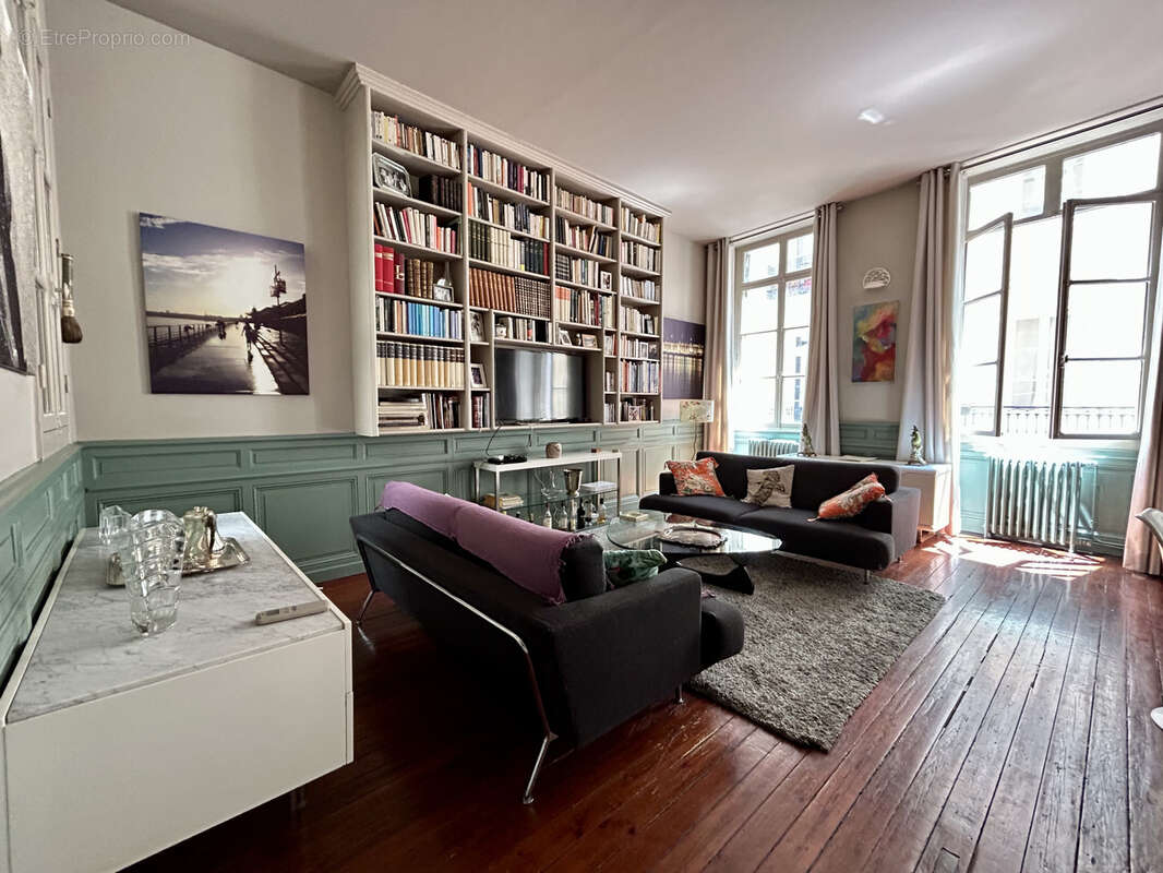 Appartement à BORDEAUX