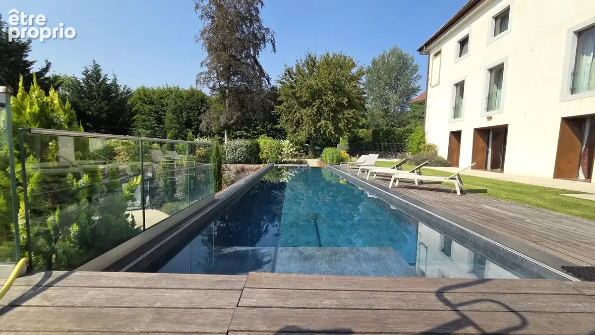 Maison 10 pièces 600 m² à vendre à Pers-Jussy (74930) - photo 5