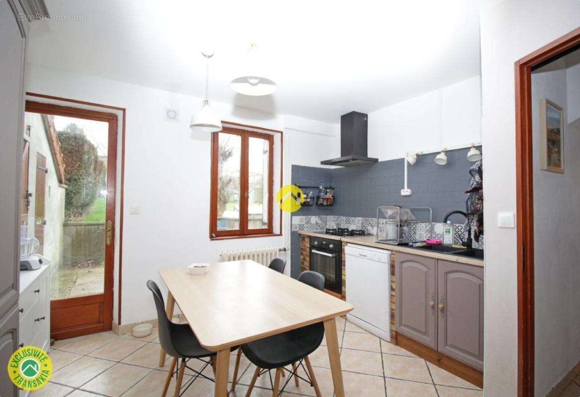 Maison à COMMENTRY