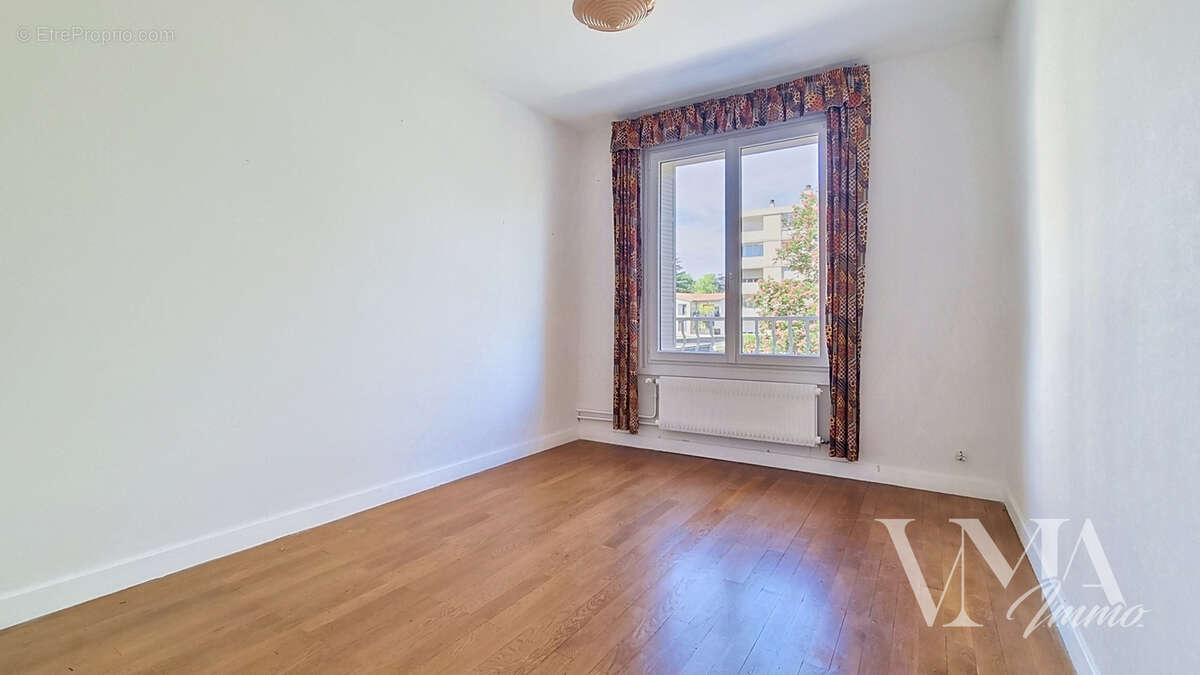 Appartement à CHAMPAGNE-AU-MONT-D'OR