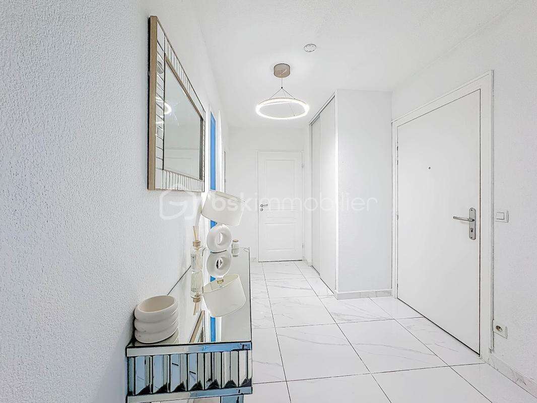 *** Magnifique Appartement T3 de 61m2 avec grande terrasse et garage à Montpellier Ovalie *** - photo 8