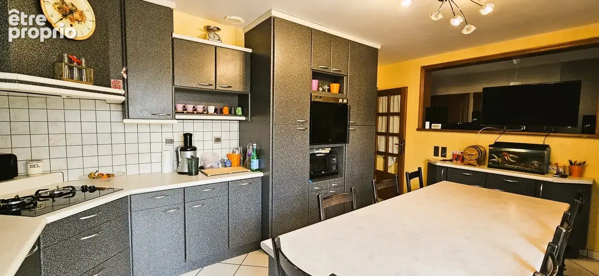 Maison 230 m² à Carhaix-Plouguer  - photo 7