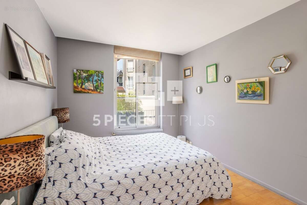 Appartement à NEUILLY-SUR-SEINE