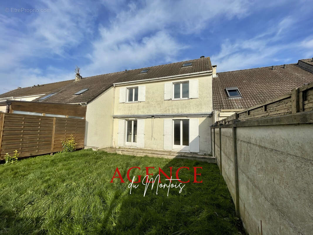 Maison à BRAY-SUR-SEINE