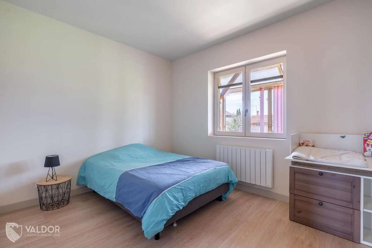 Maison à SAINT-GEORGES-DE-RENEINS