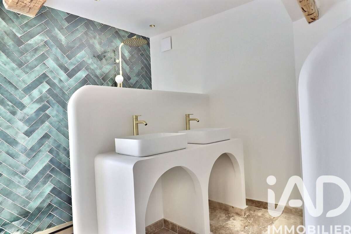 Photo 3 - Maison à CEYRESTE