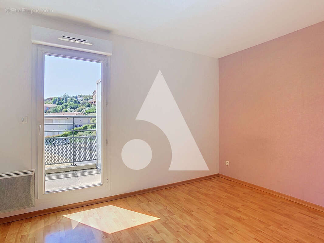 Appartement à SAINT-SYMPHORIEN-SUR-COISE