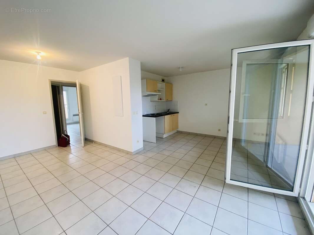 Appartement à VETRAZ-MONTHOUX