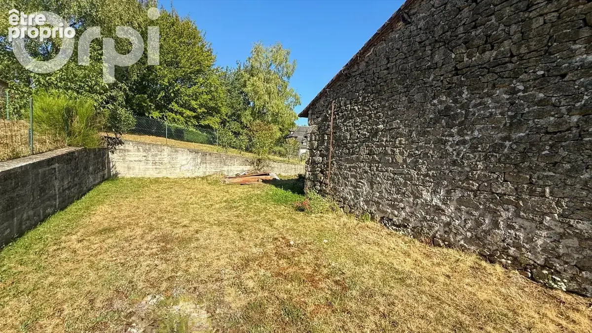  grange à fort potentiel – centre de razès – environ 105 m² - photo 5