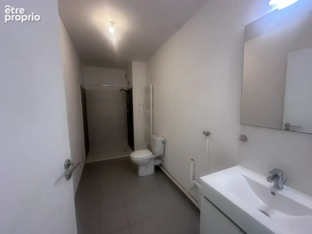 T2 41 m2 en excellent état   Résidence récente avec ascenseur   165 000 € FAI - photo 9