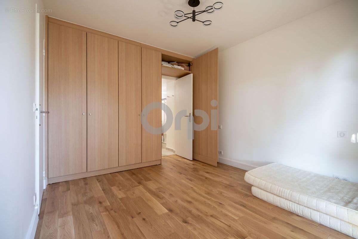Appartement à SAINT-MAUR-DES-FOSSES