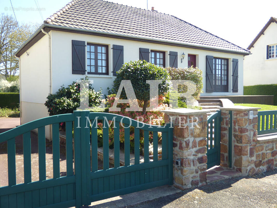 Maison à PRE-EN-PAIL