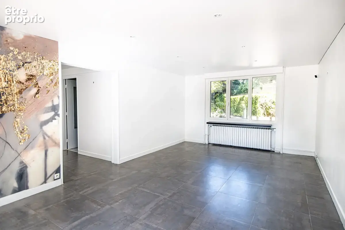 Appartement 3 pièces 79m2 terrasse/jardin 170m2 - photo 3