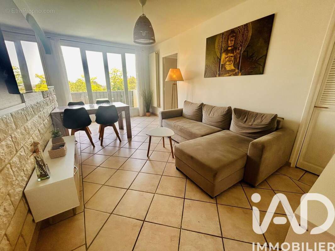 Photo 2 - Appartement à TROYES