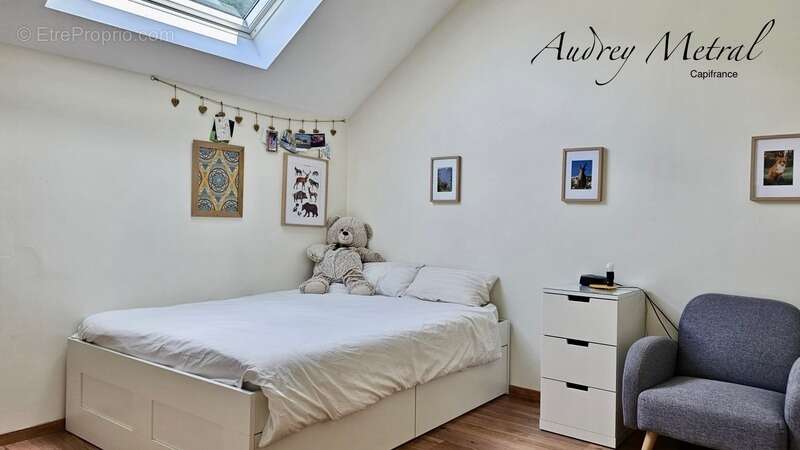 Villa à vendre à Serrières-en-Chautagne avec piscine, à 50 min de Genève et d'Annecy, 35 min d'Aix-Les-Bains et 15 min du Lac du - photo 18