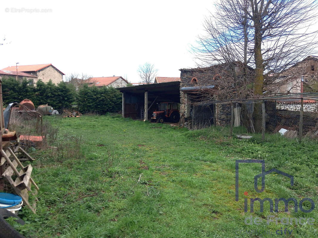 Maison 67 m² à Loudes  - photo 4
