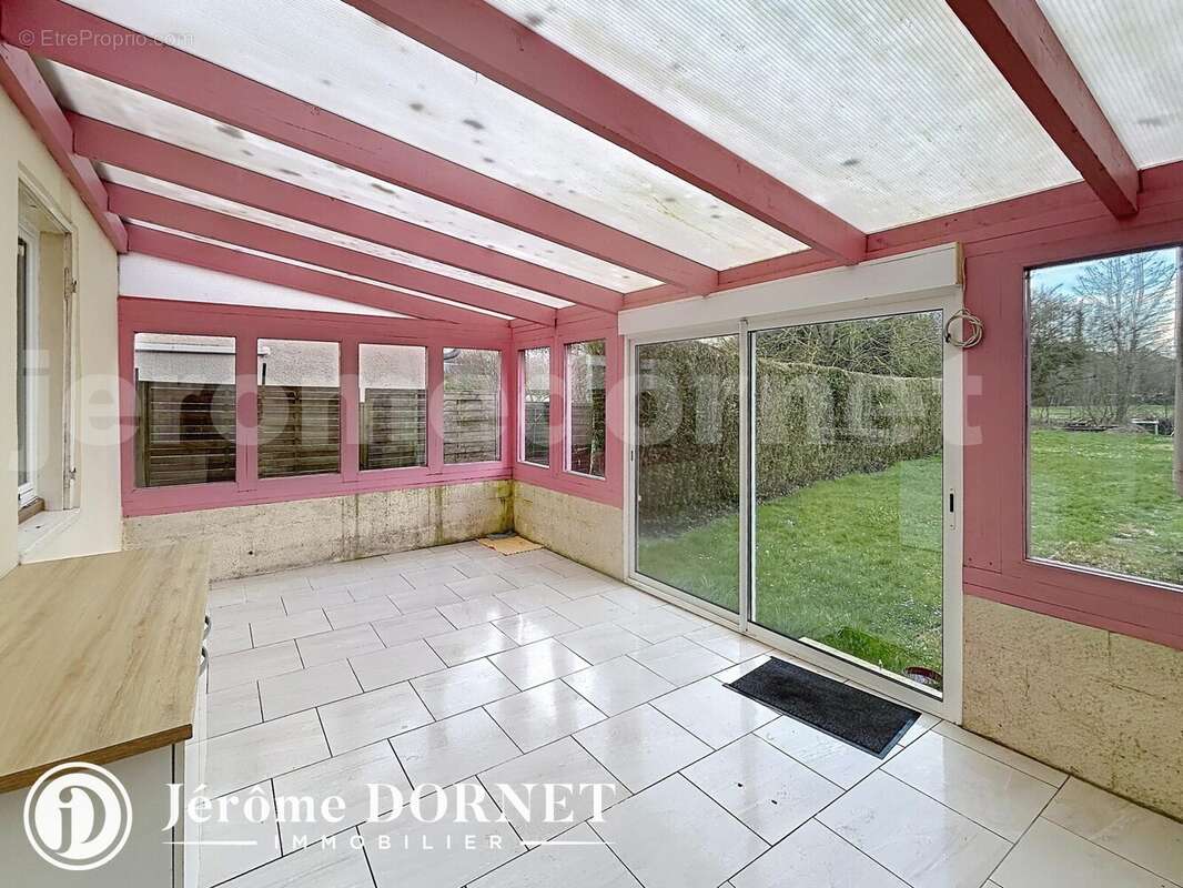 war_00009 - Maison à CREVECOEUR-LE-GRAND