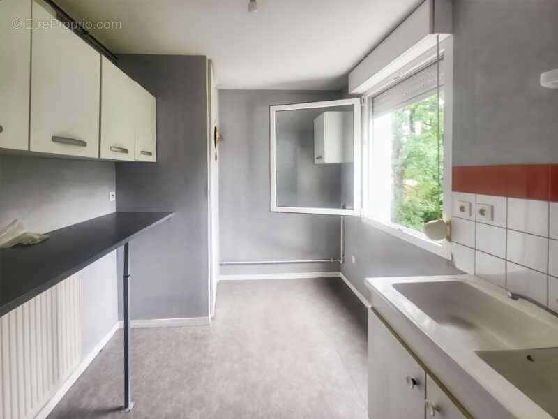 Appartement 60 m² à Besancon  - photo 4