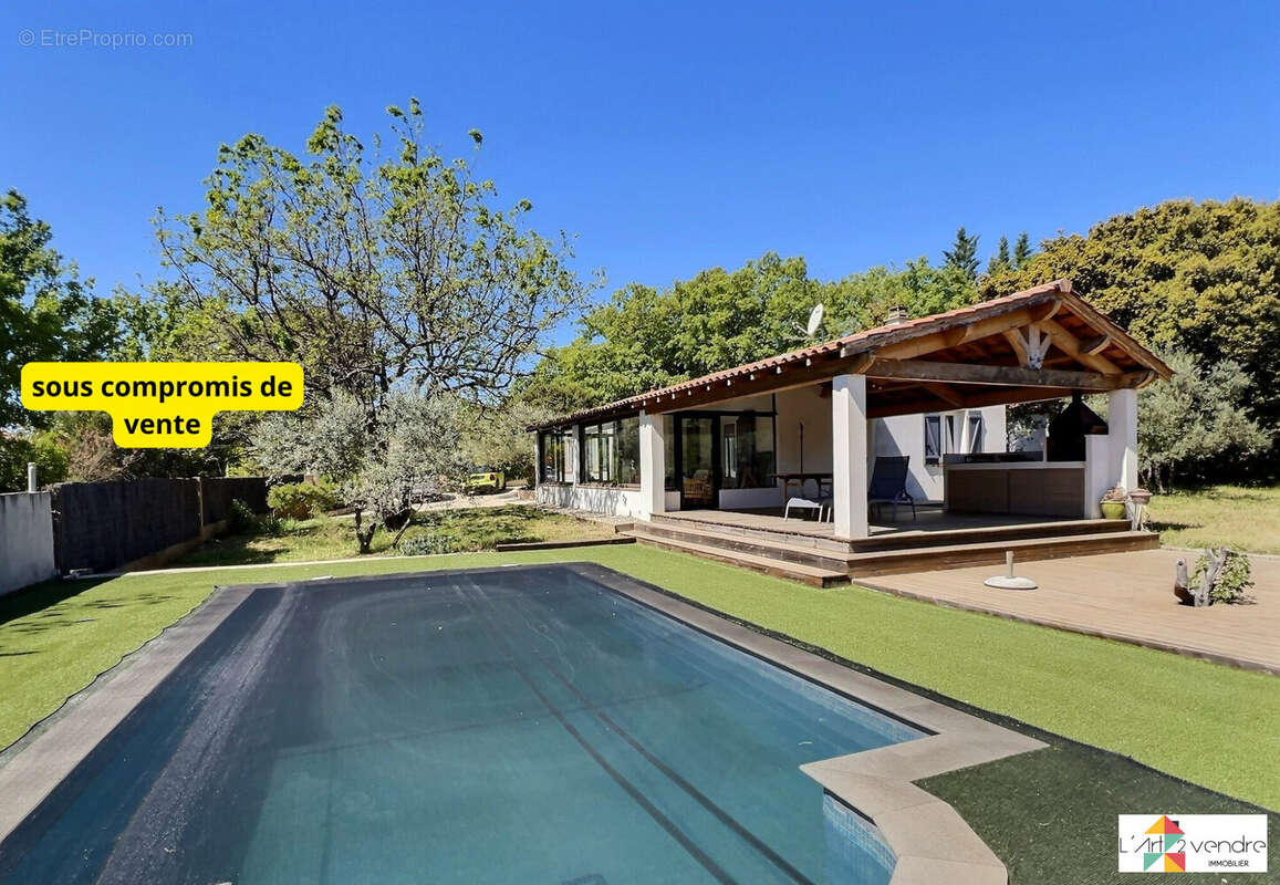 Maison à SEILLONS-SOURCE-D&#039;ARGENS