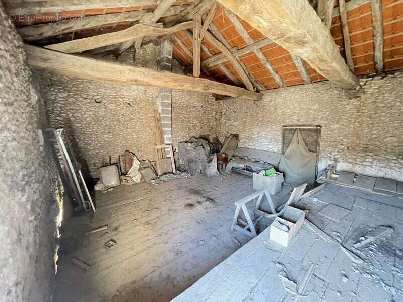Maison à TRELISSAC
