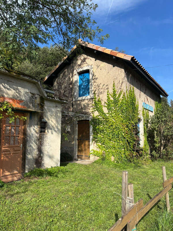 Maison à SAINT-FORTUNAT-SUR-EYRIEUX