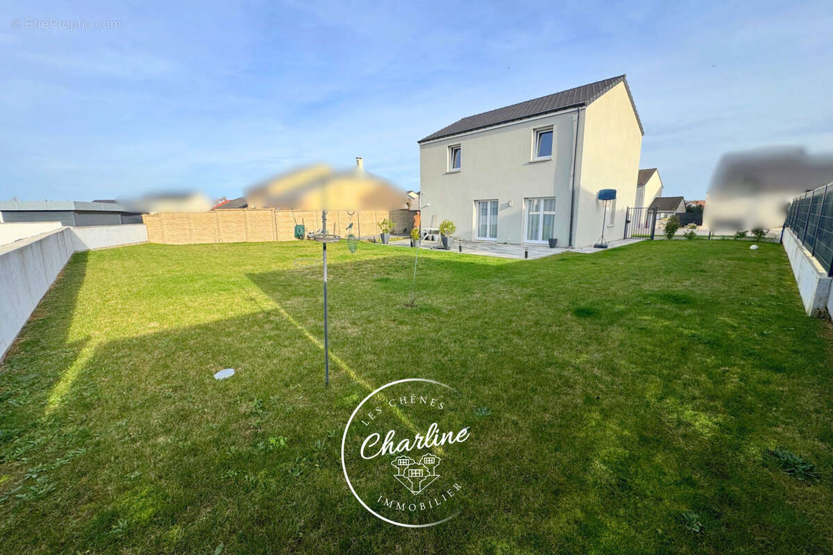 Maison à AMANVILLERS