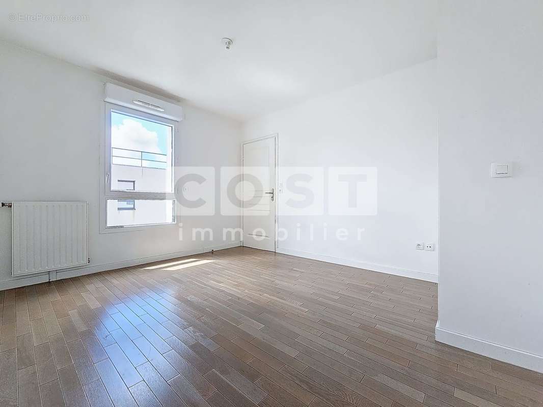 Appartement à BOIS-COLOMBES