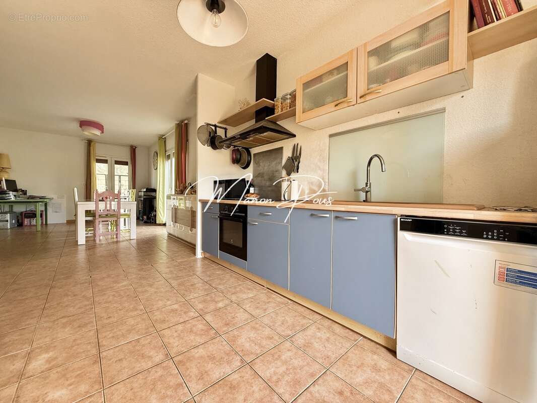 Maison à SAINT-ESTEVE