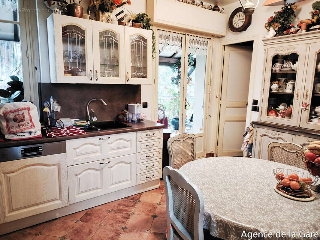 Maison à SARTROUVILLE