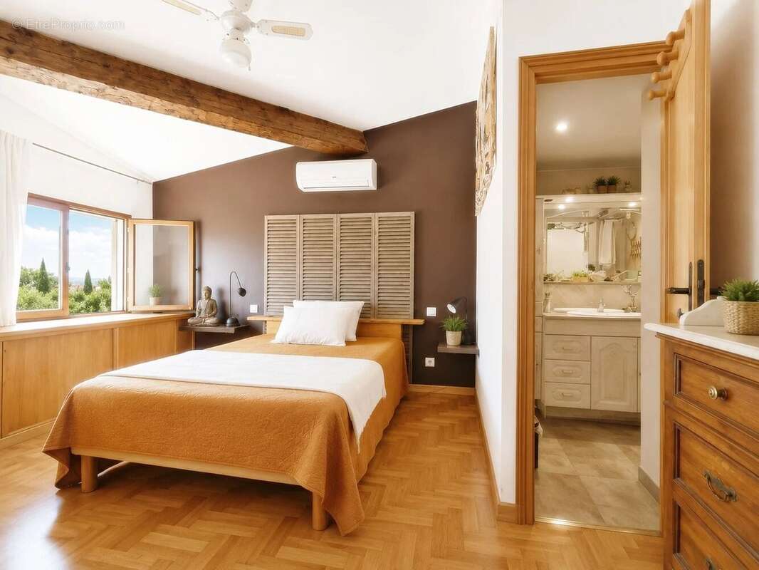 Maison à COLOMARS