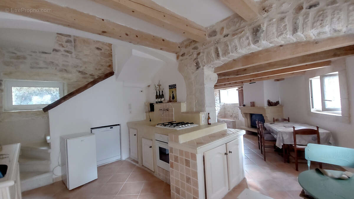 Maison à GOUDARGUES