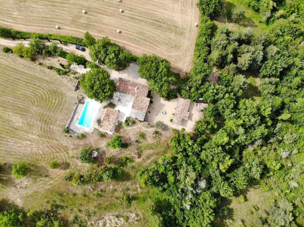 Maison à FORCALQUIER