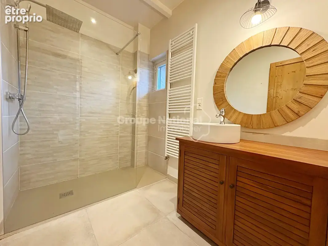 Grans: magnifique mas en pierre de 130 m2- 5 pièces - Terrain 2 600 m² - photo 14
