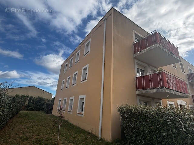Appartement à TREBES