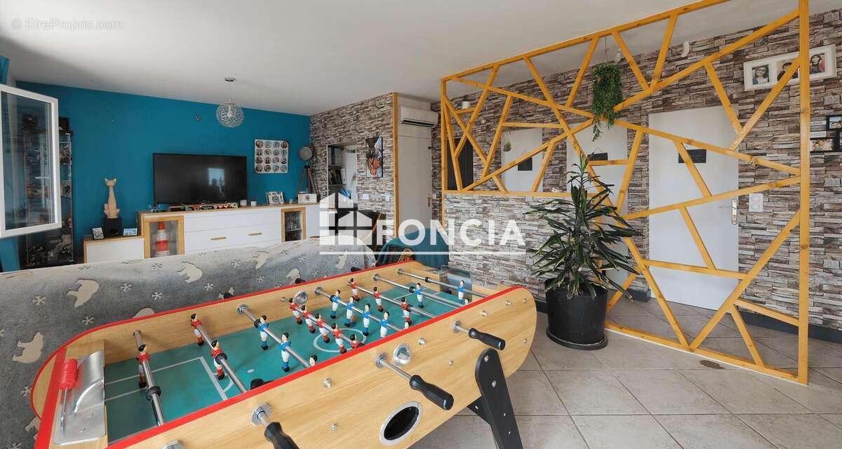 Maison à NEUVILLE-SUR-BRENNE