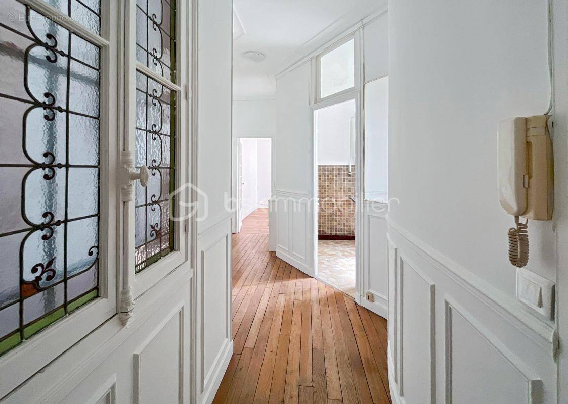 Appartement à PARIS-11E