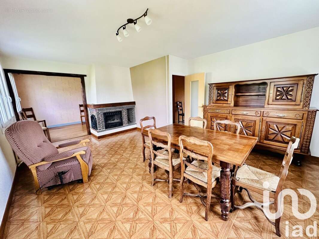 Photo 4 - Maison à SAINT-PREST